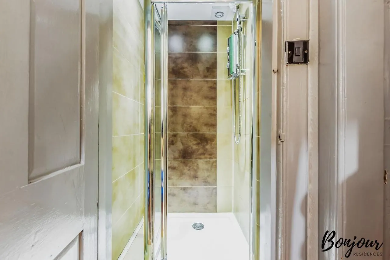 Apartment Royal Mile 3Br-2Ba, 1 Min To Castle - Free Parking & Zip Link Beds By Bonjour Residences Edinburgh United Kingdom