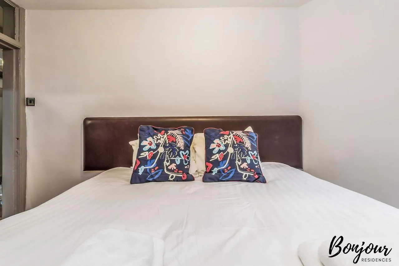 Apartment Royal Mile 3Br-2Ba, 1 Min To Castle - Free Parking & Zip Link Beds By Bonjour Residences Edinburgh United Kingdom